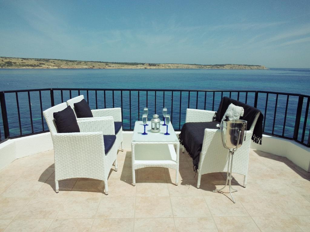 Appartement Maltaholiday Seafront Penthouse à Mellieħa Extérieur photo